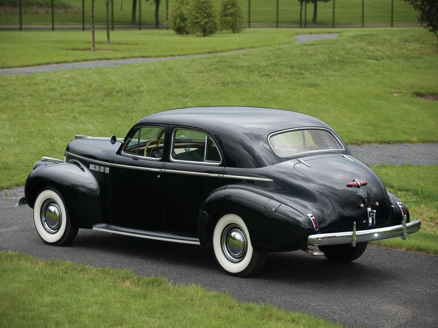  Buick Roadmaster Sedan 1940 года  (фото 2 из 5)